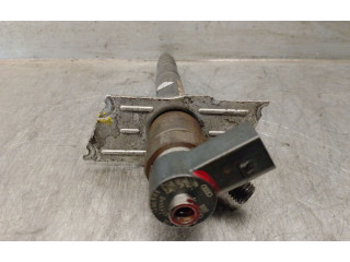 Vstřikovač 057103113C   Audi A8 S8 D3 4E    ASE 