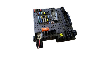 Блок предохранителей 30728512, 05W485 Volvo S60