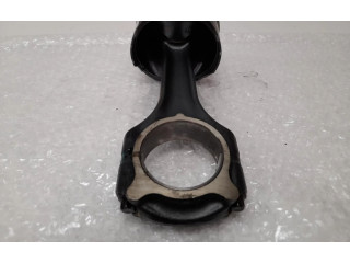 Píst Mercedes-Benz C W203