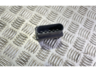 Блок управления топливного насоса 5Q0906093    Audi A3 S3 8V  CZCA 