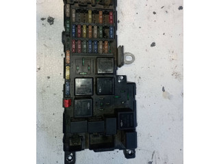 Блок предохранителей 8678449, 518828009 Volvo S60