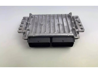 Блок управления двигателя P30614366, S118245005C Volvo S40, V40