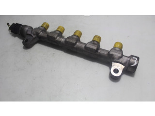 Топливная рампа 0445214181 KIA Ceed