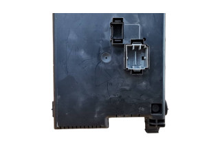 Блок предохранителей 8676391, 12217799 Volvo XC90