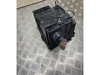 Pojistková skříňka Nissan Navara D40 2013