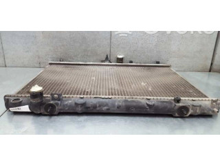 Радиатор охлаждающей жидкости DMX102090 Mitsubishi Carisma 2000 - 2004 года