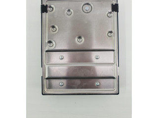   Pojistková skříňka    Audi A8 S8 D4 4H 2013