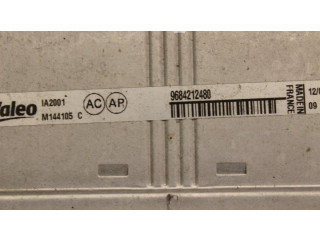 Pojistková skříňka Радиатор интеркулера 9684212480, 9684212480   Citroen Berlingo 2012