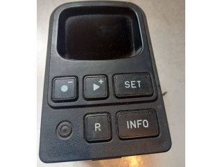 Дисплей 4110607 Saab 9000 CS