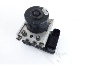 Блок АБС 6S432M110AA Ford Transit - Tourneo Connect 2003 - 2008 года