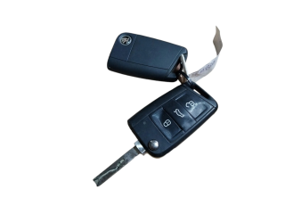 Комплект блоков управления 6V0920740A, 1K0905851 Skoda Fabia Mk3 (NJ)