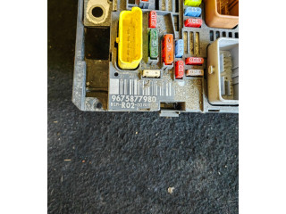 Pojistková skříňka 9675877980 Peugeot 3008 2013