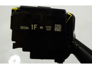 Ручка стеклоочистителей 19702 Mazda 3