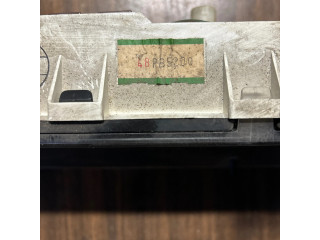 Přístrojová deska Nissan Sunny 1986 48PB5200