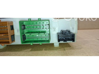 Блок предохранителей 7G9T14C256GA, 3659AF01125TP   Volvo S80    