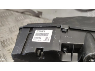 Дисплей 32233452 Volvo XC90