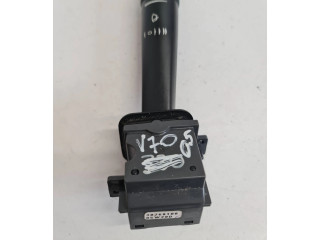 Ручка стеклоочистителей 30768100   Volvo V70