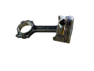  Поршень с шатуном  12658744, 12714549  Chevrolet Camaro  