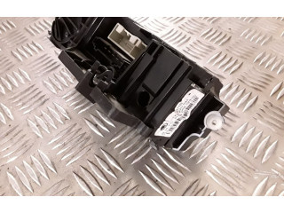 Блок управления климат-контролем 1Z0820045, 5HB00932400 Skoda Octavia Mk2 (1Z)