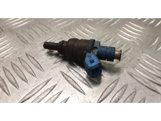 Форсунка 058133551F Audi A4 S4 B5 8D