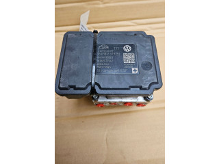 Блок АБС 1K0907379BJ, 1K0614517DM Skoda Yeti (5L) 2009 - 2017 года