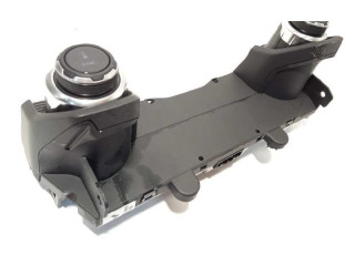 Блок управления климат-контролем 8893304828 Lynk & co 01