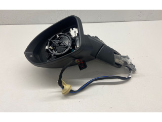 Зеркало электрическое Volkswagen Golf VIII 2019 - года