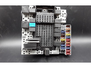 Блок предохранителей 08679899, 08696098   Volvo XC90    