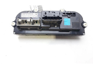 Блок управления климат-контролем 3T0820047M Skoda Yeti (5L)