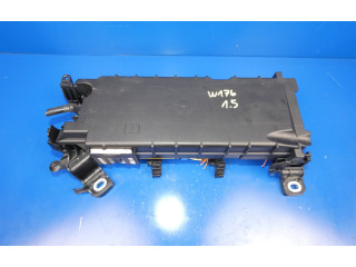 Блок предохранителей  A2465400140   Mercedes-Benz A W176    