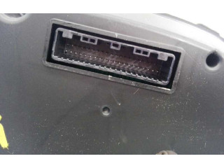 Přístrojová deska  SsangYong Tivoli 2017 8021035100, 63211701200276  