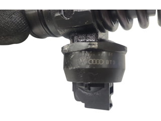 Vstřikovač 038130073BR, 0414720232   Volkswagen Caddy    BST 