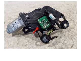 Моторчик заднего дворника 32040001, 5J7955711A Skoda Fabia Mk2 (5J)