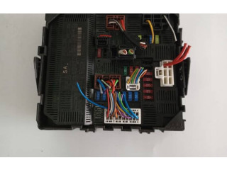 Pojistková skříňka 284B75JK1C Nissan Navara 2018