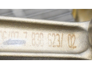 Píst 7838623, 7840918 BMW 5 E60 E61 pro benzínový motor 5.0 S85 B50 A