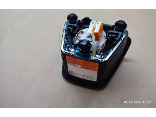 Подушка безопасности водителя 31332822 Volvo V70