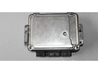 Блок управления двигателя 5M5112A650LB, 0281032086   Ford Focus