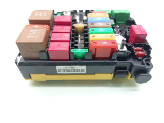 Блок предохранителей 9804848480 Peugeot 2008 II