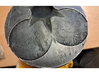  Поршень с шатуном  6150303518  Mercedes-Benz W123  