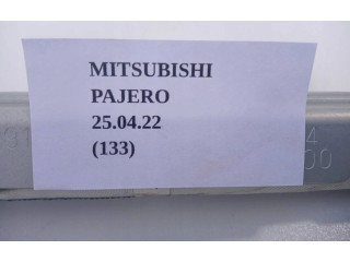 Подушка безопасности пассажира 7030A164 Mitsubishi Pajero Sport II
