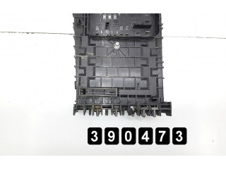 Блок предохранителей Volkswagen Golf Plus