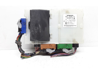 Блок предохранителей 7G9T14C256FA, 30765624AE Volvo V70