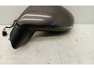 Zpětné zrcátko Volkswagen Touareg II 2013