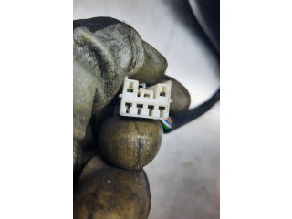 Зеркало электрическое Mitsubishi Carisma 1996 - 1999 года