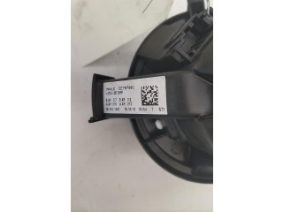 Вентилятор печки    272102302R   Renault Twingo III