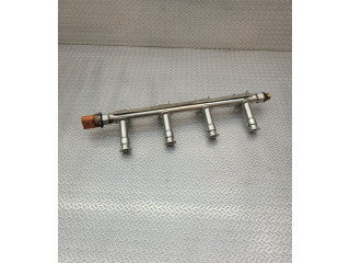 Топливная рампа 03F133320C   Skoda Yeti (5L)   для двигателя CBZB