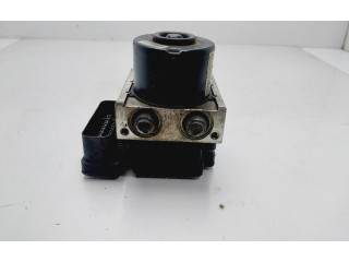 Блок АБС 4S612M110CC Ford Fiesta 2000 - 2001 года