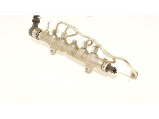 Топливная рампа    Jeep Cherokee  