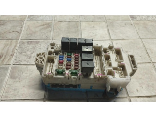 Блок предохранителей 1MR587655, 21395B08DCFB Mitsubishi Grandis