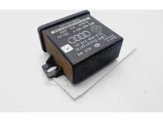 Řídící jednotka 8P0907357F   Audi Q7 4L 2006